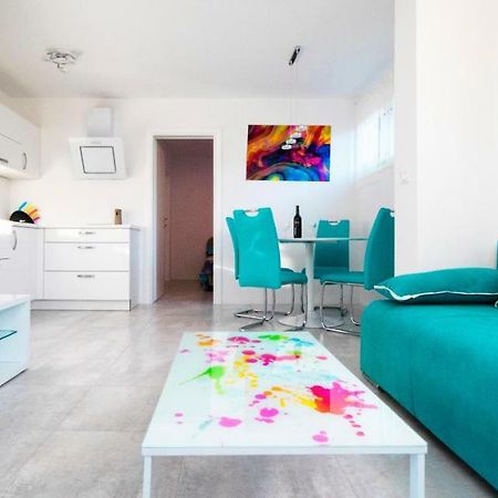 איזולה Vila Magenta, Terrace, Free Parking מראה חיצוני תמונה